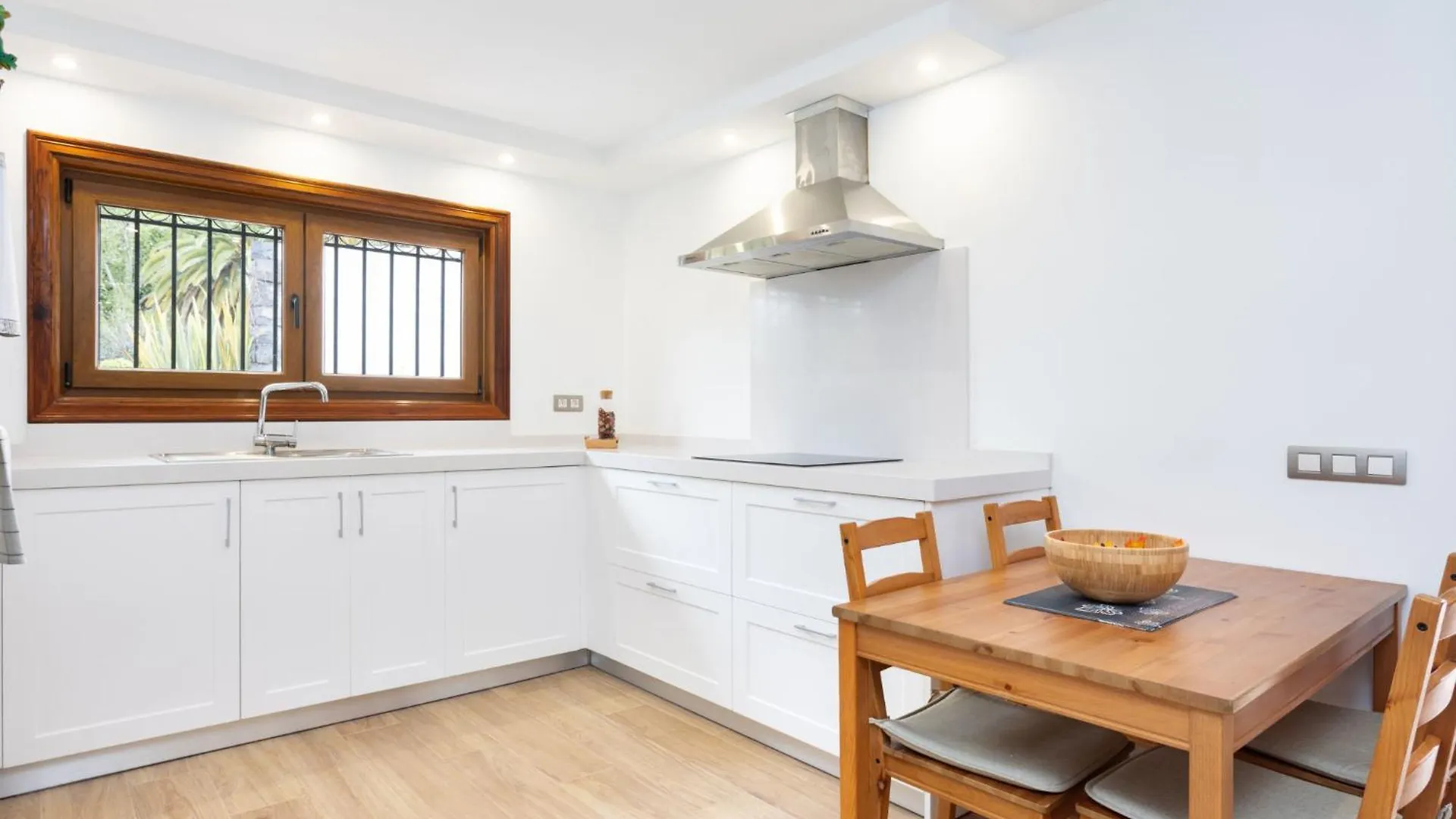 לה אורוטבה Holiday Home Borges Fuente By Interhome 0*, לה אורוטבה ספרד